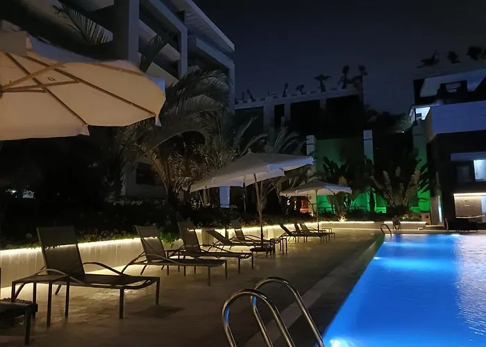 Sheraton Ocean 202 - Private Apartments
